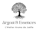 Logo Argoat et Essences représentant un arbre avec des racines apparentes, symbole de l'ancrage et de l'aromathérapie de Joëlle.